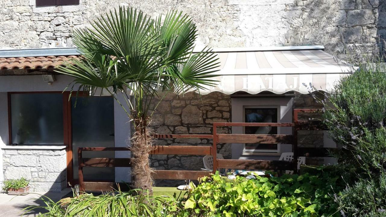 Brkac Apartment Bataja מראה חיצוני תמונה